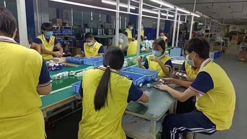 自学家电维修，首先需要准备一套齐全的维修工具。以下是一份基本的家电维修工具清单：